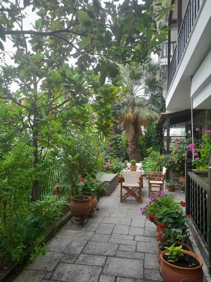 Papatzikos Traditional Guesthouse Néos Marmarás Exterior foto