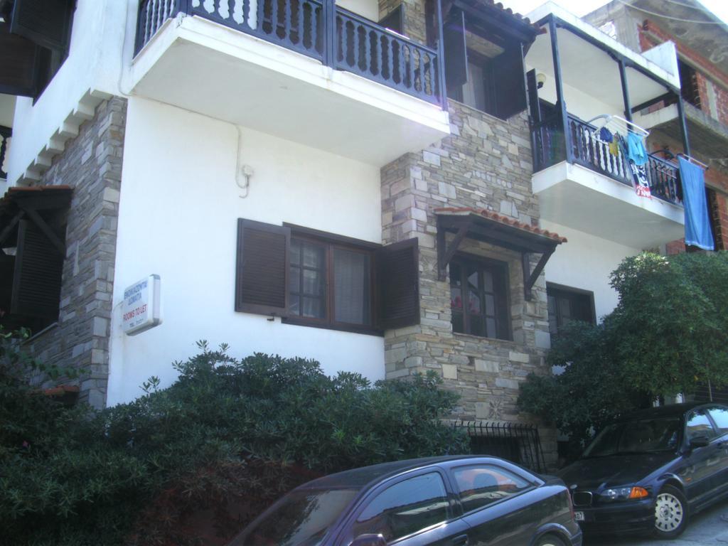 Papatzikos Traditional Guesthouse Néos Marmarás Exterior foto