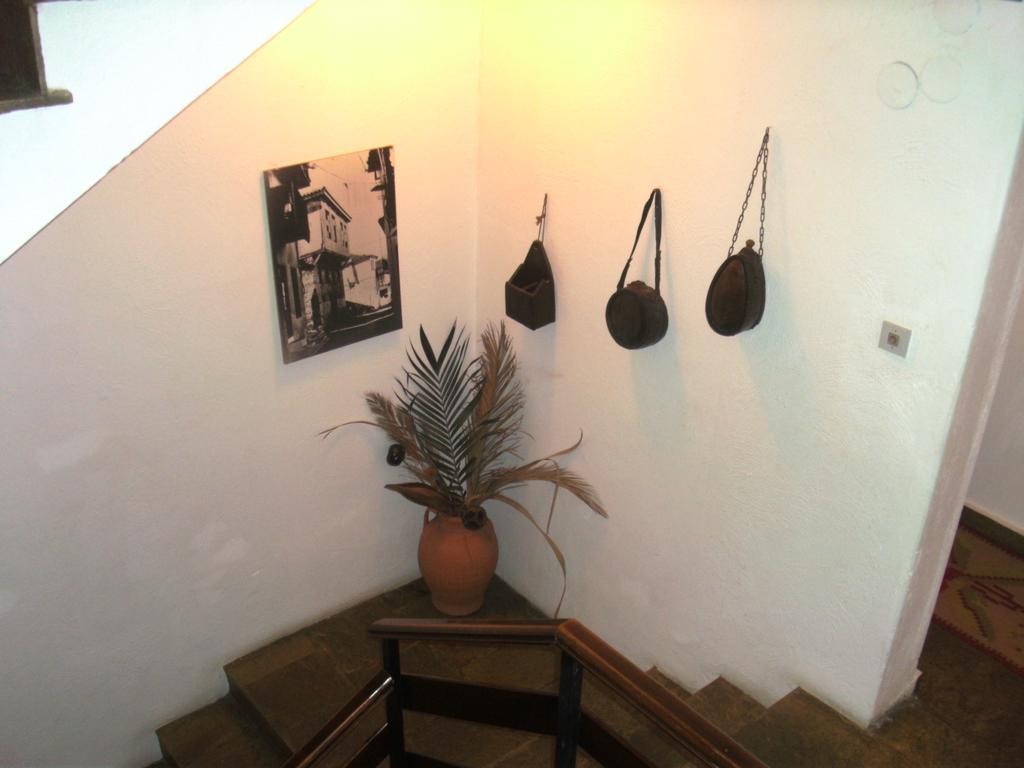 Papatzikos Traditional Guesthouse Néos Marmarás Exterior foto